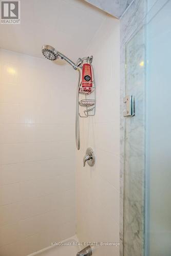 40 Crafter Crescent S, Hamilton (Stoney Creek Mountain), ON - Indoor Photo Showing Bathroom