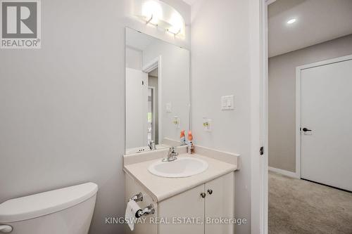 40 Crafter Crescent S, Hamilton (Stoney Creek Mountain), ON - Indoor Photo Showing Bathroom