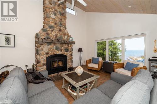 422 Dorcas Bay Road, Tobermory, ON - Indoor Photo Showing Living Room With Fireplace