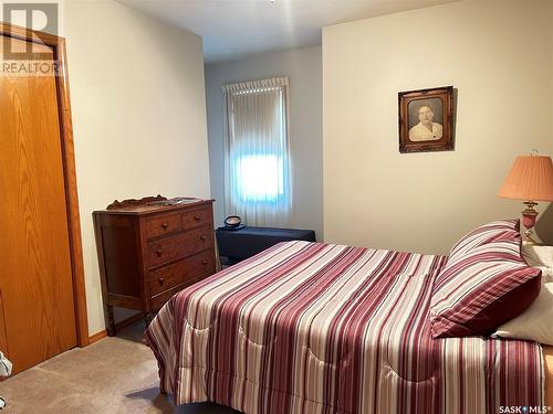 669 Dieppe Drive, Weyburn, SK - Indoor Photo Showing Bedroom