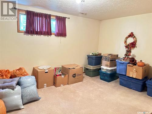 669 Dieppe Drive, Weyburn, SK - Indoor Photo Showing Other Room