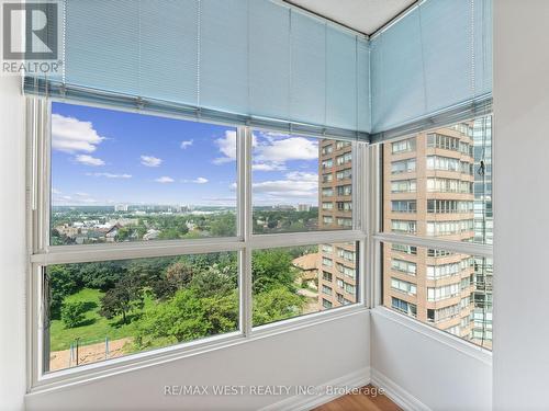 806 - 2470 Eglinton Avenue W, Toronto W04, ON - Indoor Photo Showing Other Room