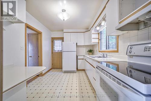 796 Davenport Road, Toronto (Wychwood), ON - Indoor Photo Showing Kitchen With Double Sink