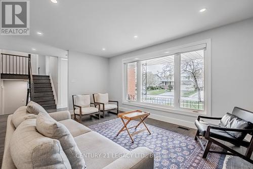 22 Shortland Crescent, Toronto (Willowridge-Martingrove-Richview), ON - Indoor Photo Showing Living Room