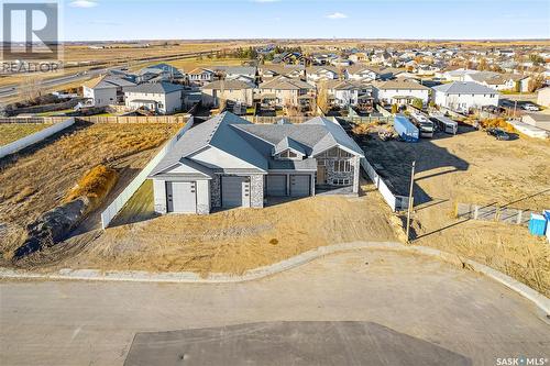 8 Loewen Court, Warman, SK - Outdoor