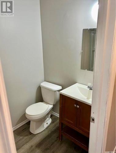 1351 Retallack Street, Regina, SK - Indoor Photo Showing Bathroom