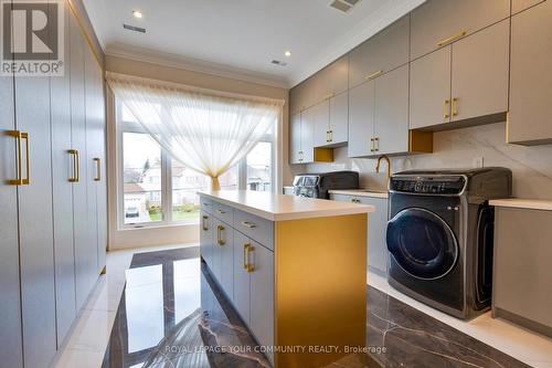 41 Edgar Front Part Avenue, Richmond Hill (South Richvale), ON - Indoor Photo Showing Laundry Room