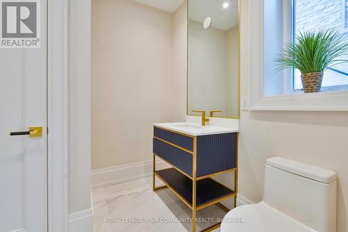 41 Edgar Front Part Avenue, Richmond Hill (South Richvale), ON - Indoor Photo Showing Bathroom