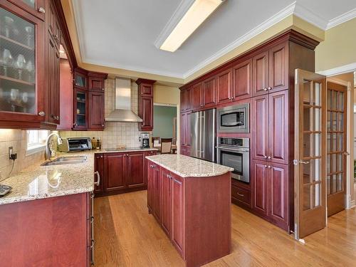 Kitchen - 574 Rue Des Fortifications, Saint-Jean-Sur-Richelieu, QC - Indoor Photo Showing Kitchen With Double Sink With Upgraded Kitchen