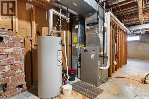 4725 Castle Road, Regina, SK - Indoor Photo Showing Basement