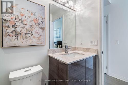 1003 - 59 Annie Craig Drive, Toronto W06, ON - Indoor Photo Showing Bathroom