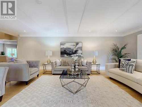 2222 Bennington Gate, Oakville, ON - Indoor Photo Showing Living Room