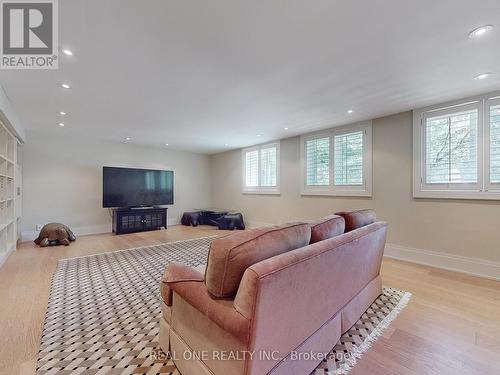 2222 Bennington Gate, Oakville, ON - Indoor