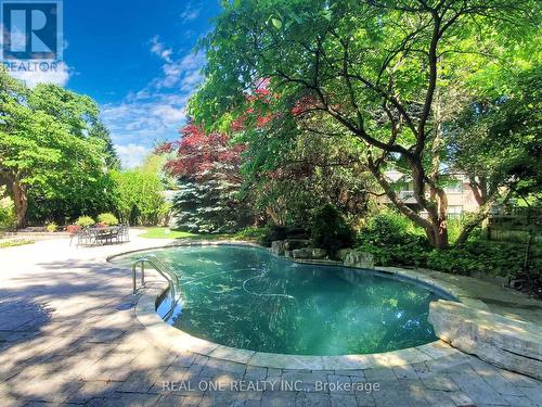 2222 Bennington Gate, Oakville, ON - Outdoor With In Ground Pool