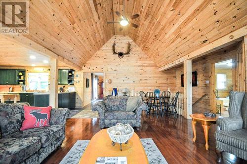 71-77 Lake'S Road, Dunville, NL - Indoor Photo Showing Living Room