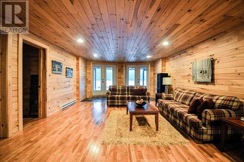 71-77 Lake'S Road, Dunville, NL - Indoor Photo Showing Living Room