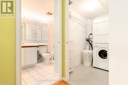 211 - 480 Mclevin Avenue, Toronto E11, ON - Indoor Photo Showing Laundry Room