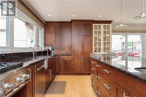 439 Kirkwood Drive, Sudbury, ON - Indoor Photo Showing Kitchen With Double Sink