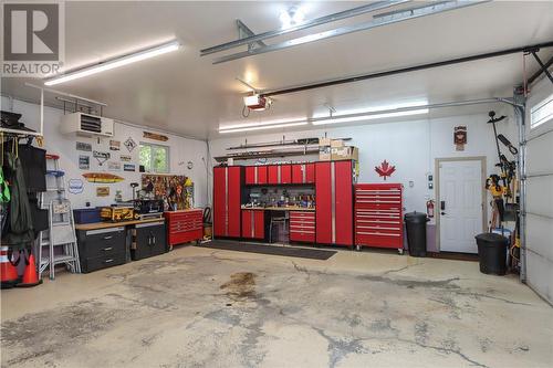 439 Kirkwood Drive, Sudbury, ON - Indoor Photo Showing Garage