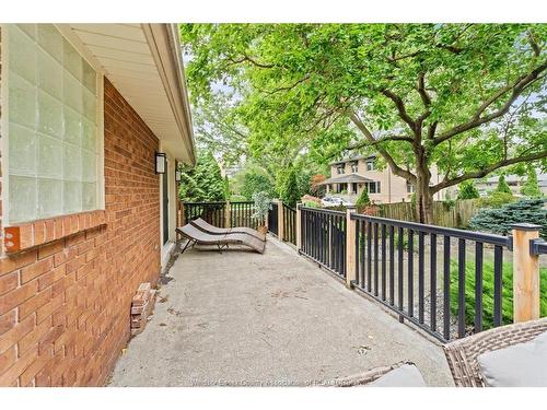 4425 Riverside Drive East, Windsor, ON 