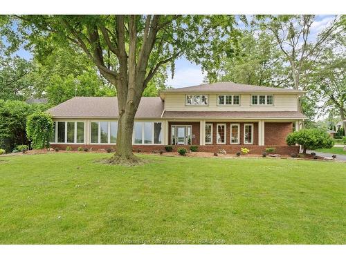 4425 Riverside Drive East, Windsor, ON 