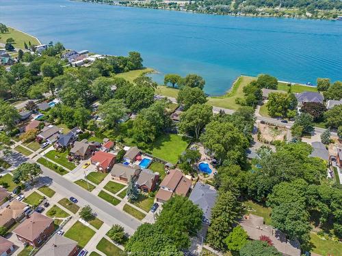 4425 Riverside Drive East, Windsor, ON 