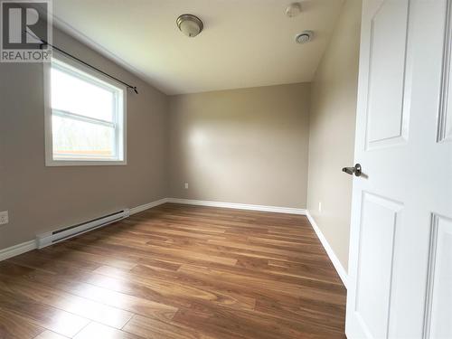 10 Taylor'S Avenue, Port Saunders, NL - Indoor Photo Showing Other Room