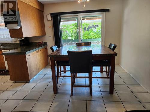 6453 Park Drive, Oliver, BC - Indoor Photo Showing Dining Room