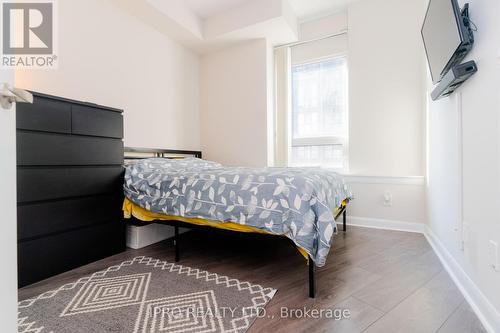 414 - 15 Bruyeres Mews, Toronto (Niagara), ON - Indoor Photo Showing Bedroom