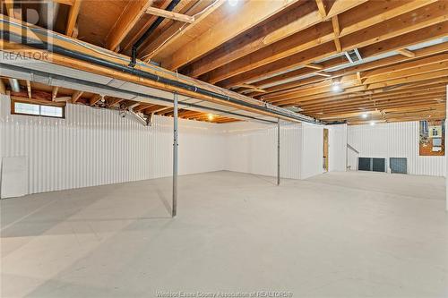 614 County Rd 8, Kingsville, ON - Indoor Photo Showing Basement