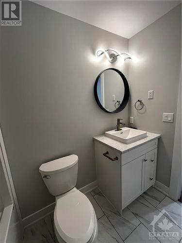 642 West Street, Prescott, ON - Indoor Photo Showing Bathroom