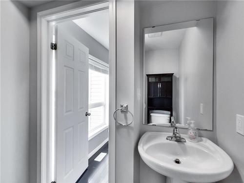 1328 Upper Sherman Avenue|Unit #19, Hamilton, ON - Indoor Photo Showing Bathroom
