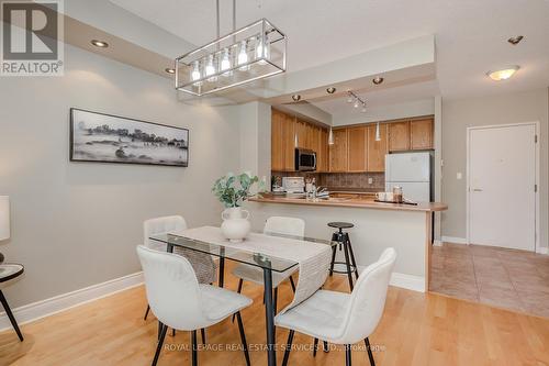 302 - 80 Port Street E, Mississauga (Port Credit), ON - Indoor Photo Showing Dining Room