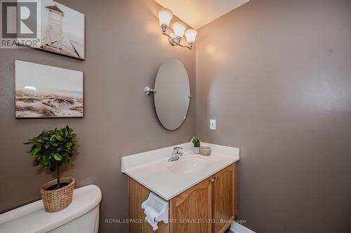 302 - 80 Port Street E, Mississauga, ON - Indoor Photo Showing Bathroom