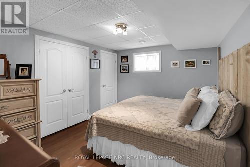 11 Vision Place, Hamilton, ON - Indoor Photo Showing Bedroom