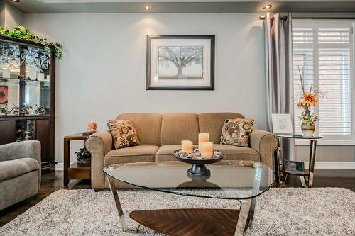 341 Admiral Drive, Oakville, ON - Indoor Photo Showing Living Room