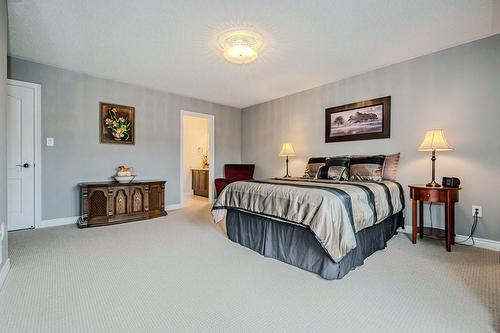 341 Admiral Drive, Oakville, ON - Indoor Photo Showing Bedroom