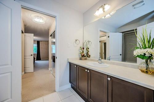 341 Admiral Drive, Oakville, ON - Indoor Photo Showing Bathroom