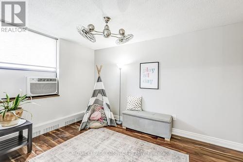 1211 - 90 Ling Road, Toronto, ON - Indoor Photo Showing Other Room