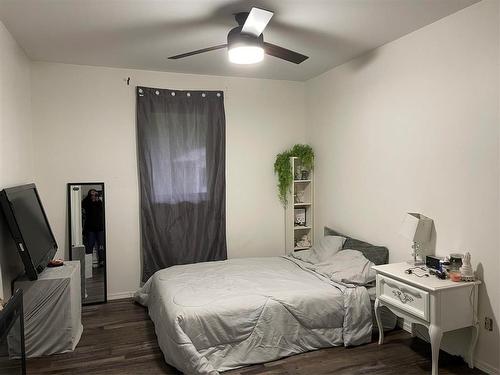 Swan River, Manitoba - Indoor Photo Showing Bedroom