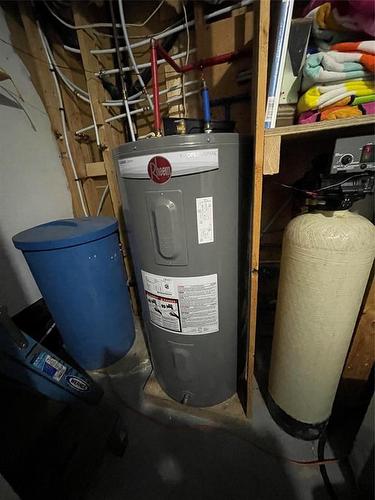 Swan River, Manitoba - Indoor Photo Showing Basement