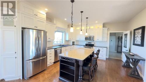 1917 Highway 21, Kincardine, ON - Indoor Photo Showing Kitchen With Upgraded Kitchen