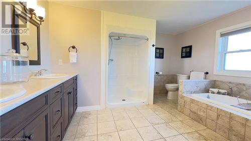 1917 Highway 21, Kincardine, ON - Indoor Photo Showing Bathroom