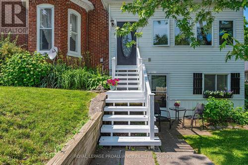 33 Kingsley Avenue, Brighton, ON - Outdoor With Facade