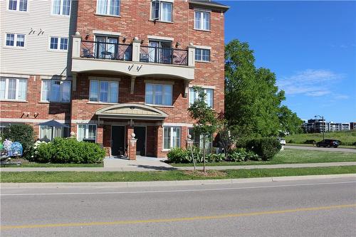 51 Hays Boulevard|Unit #1, Oakville, ON - Outdoor With Facade