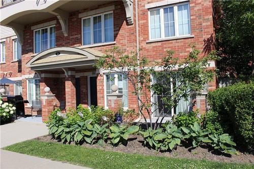 51 Hays Boulevard|Unit #1, Oakville, ON - Outdoor