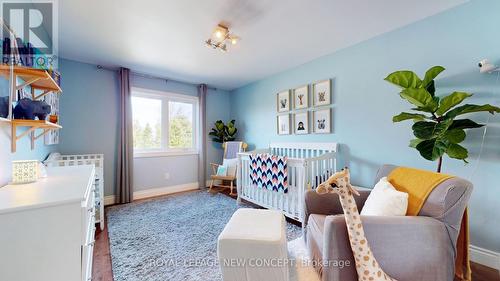 15 James Avenue, Wasaga Beach, ON - Indoor Photo Showing Bedroom