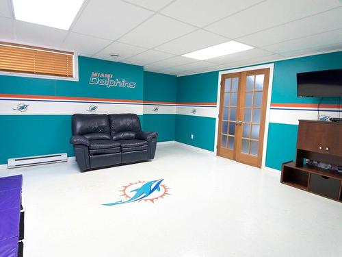 Salle familiale - 129 Rue Gosselin, Repentigny (Le Gardeur), QC - Indoor Photo Showing Other Room