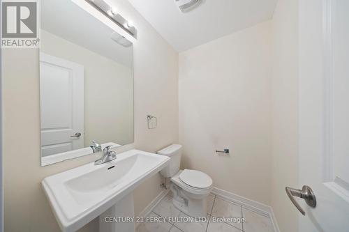 318 - 2550 Castlegate Crossing Drive, Pickering (Duffin Heights), ON - Indoor Photo Showing Bathroom