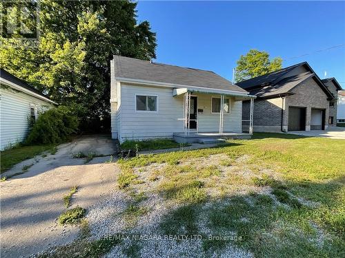 58 Almond Street, Welland, ON - Outdoor